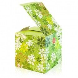 Коробка для кружки подарочная зеленая ромашки